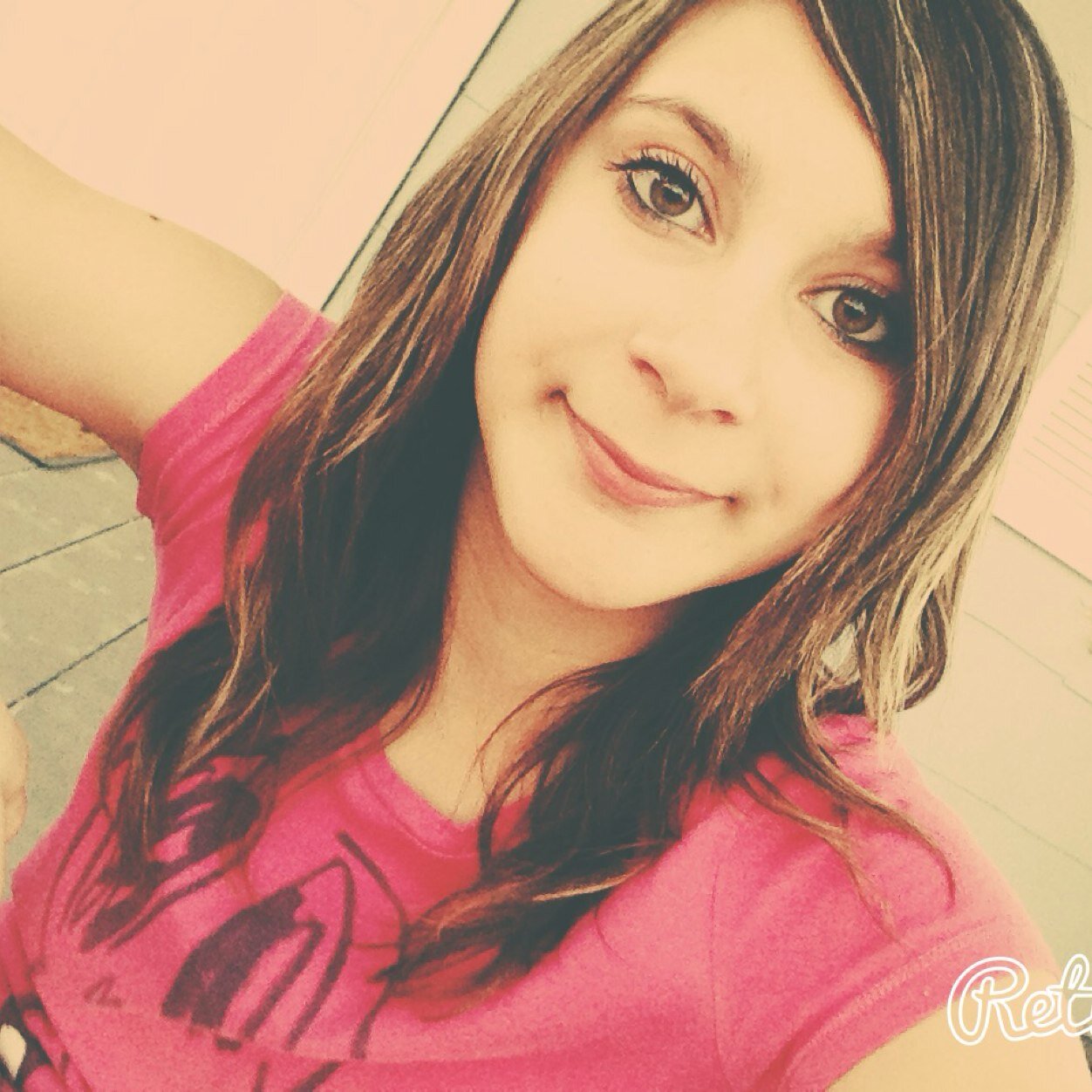 My names Jessica 
Im cool ✌️
Beauty is contagious
I'm a bro! Pewdiepie