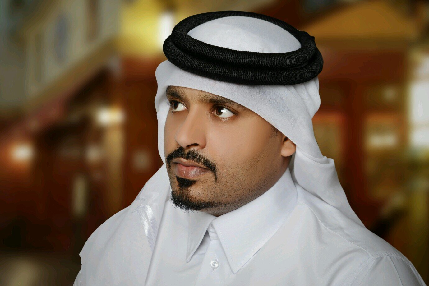 علي المهدي :مخرج /ممثل/ سيناريست   .أعشق الرياضة والسيارات