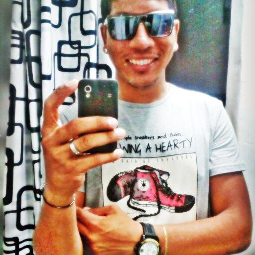 Meu Facebook: 
http://t.co/9UxbUmdMAk
-
Minhas fotos;
http://t.co/OdqXdf28YK