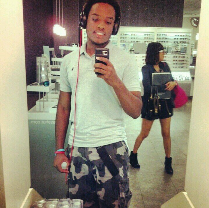 Ayeee You...Follow meee