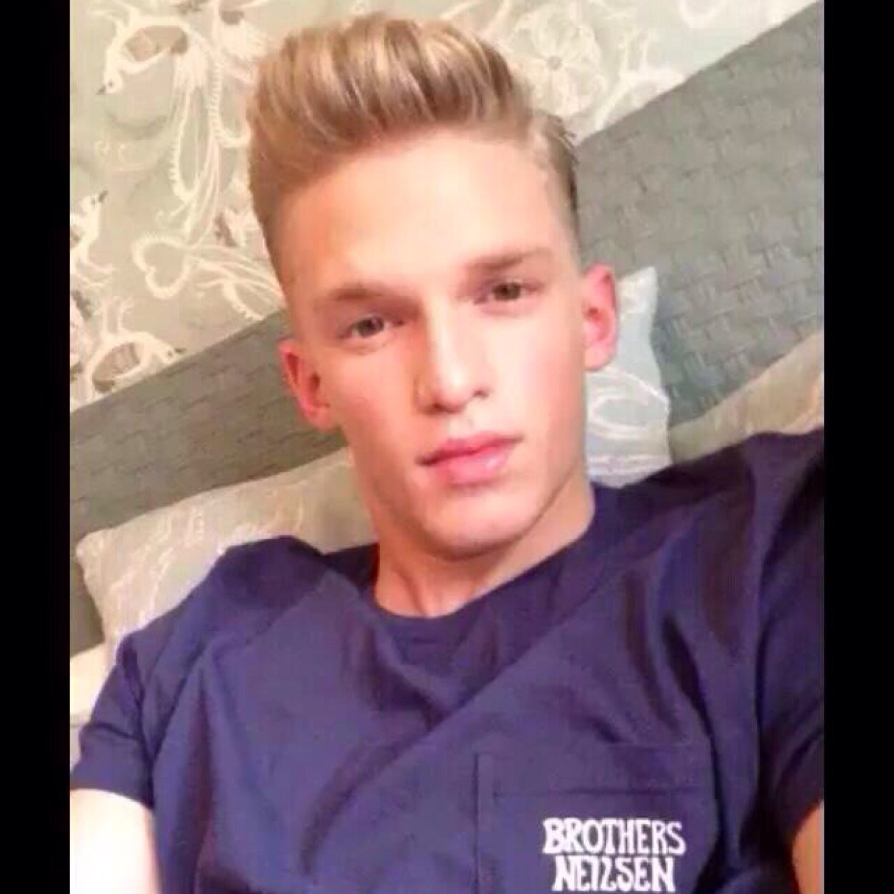 hi can you follow my main @codyxdemi thanks