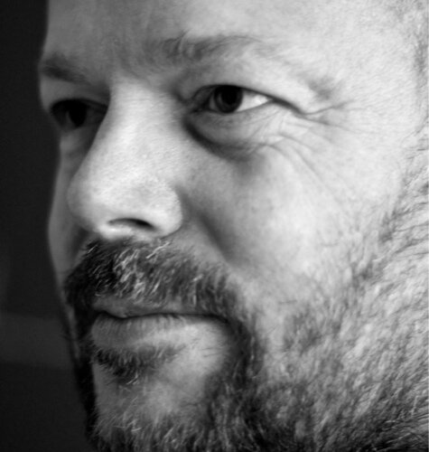 Konsulent - tenkende - kritisk - sosialdemokrat - lojal  ...ikke nødvendigvis i den rekkefølgen