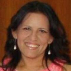 Lic en Ciencias de la Comunicación, asesor docente, redactora de sueños. De regreso a la raíz que me dio la vida...