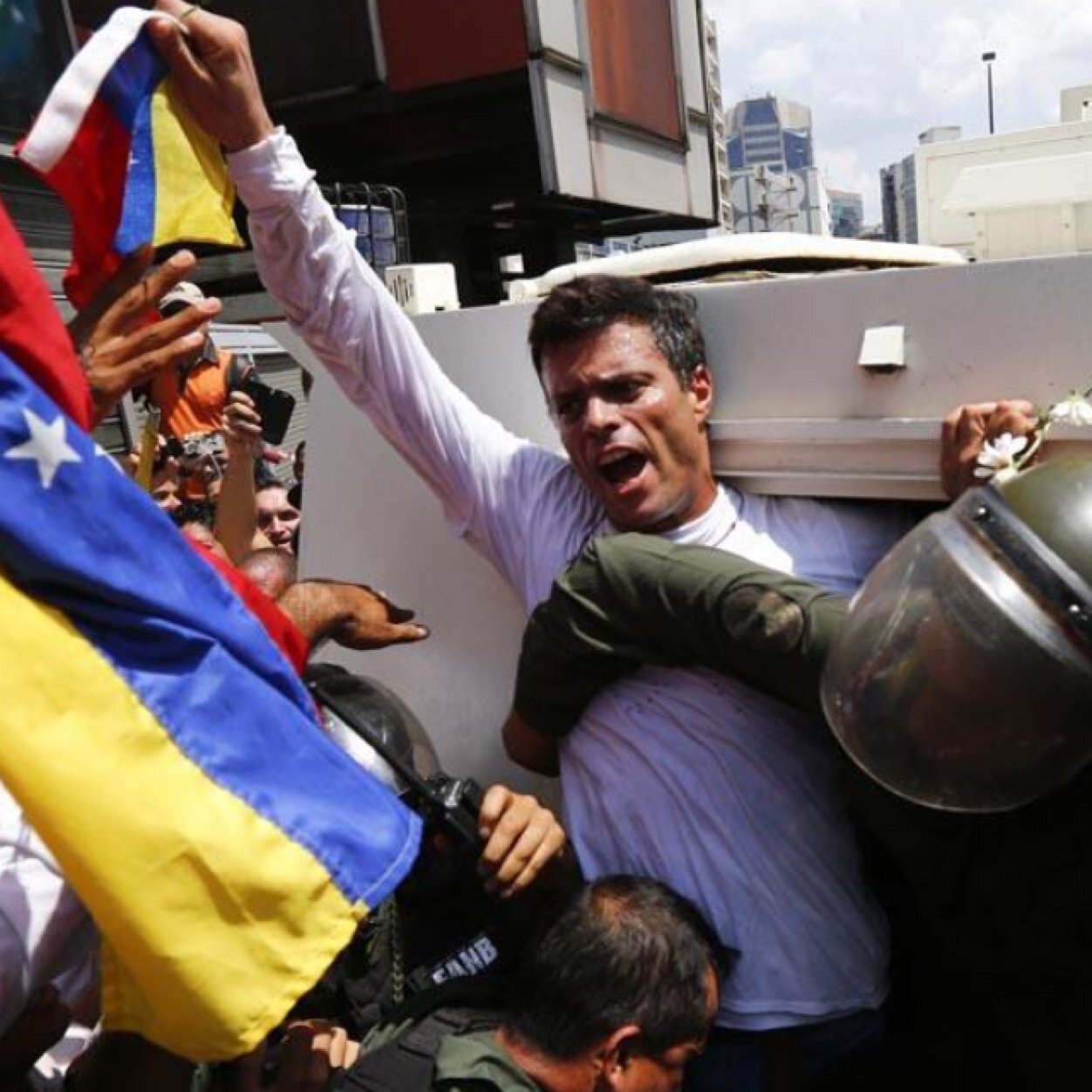VENEZOLANO