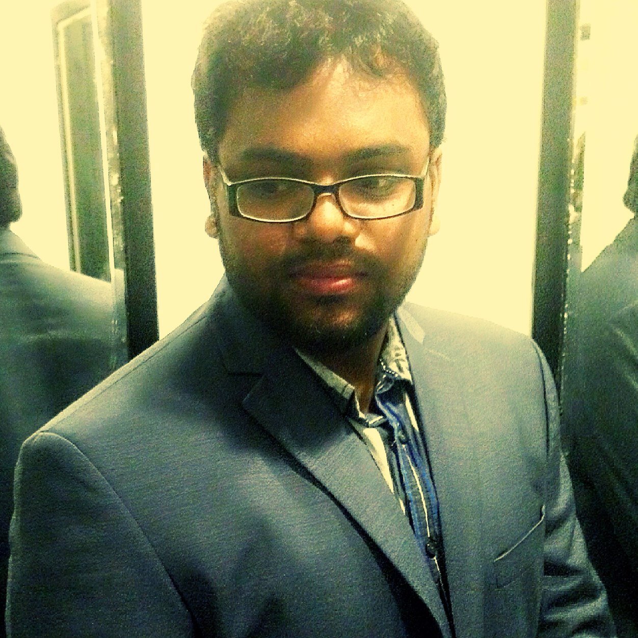 body builder,die hard fan of chiyaan vikram,  bike n car liker, mostly spend my days wit frndz hangoutz lol