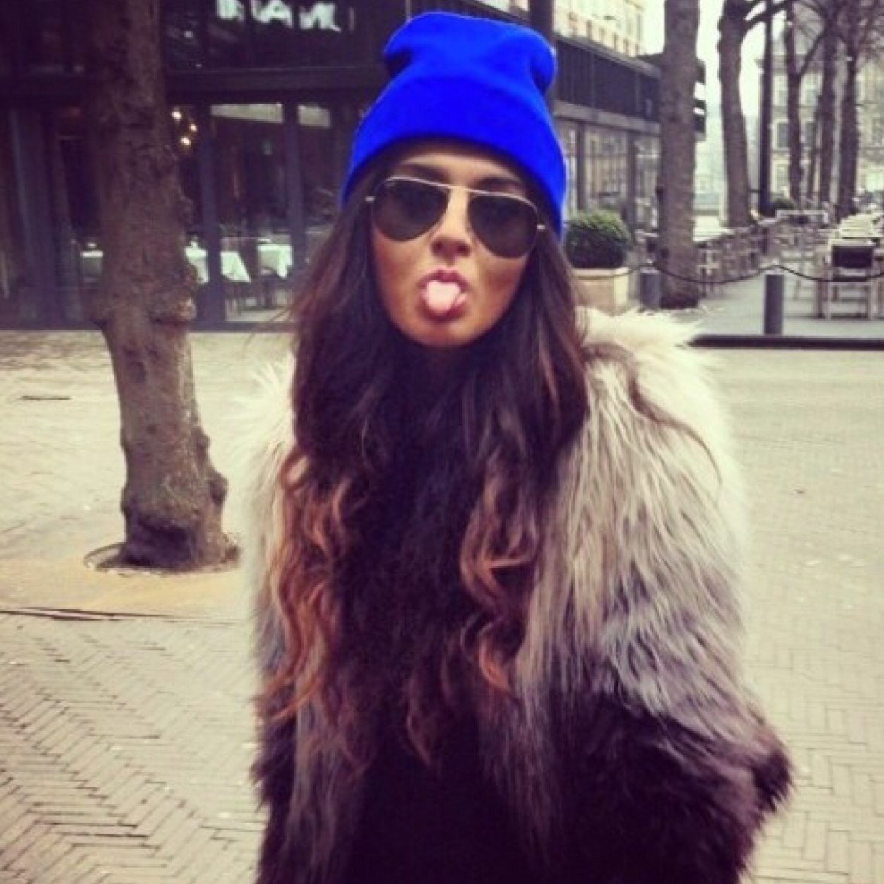 Neysem neyim sene ne ;) sadece gülümseyin cenablar :))