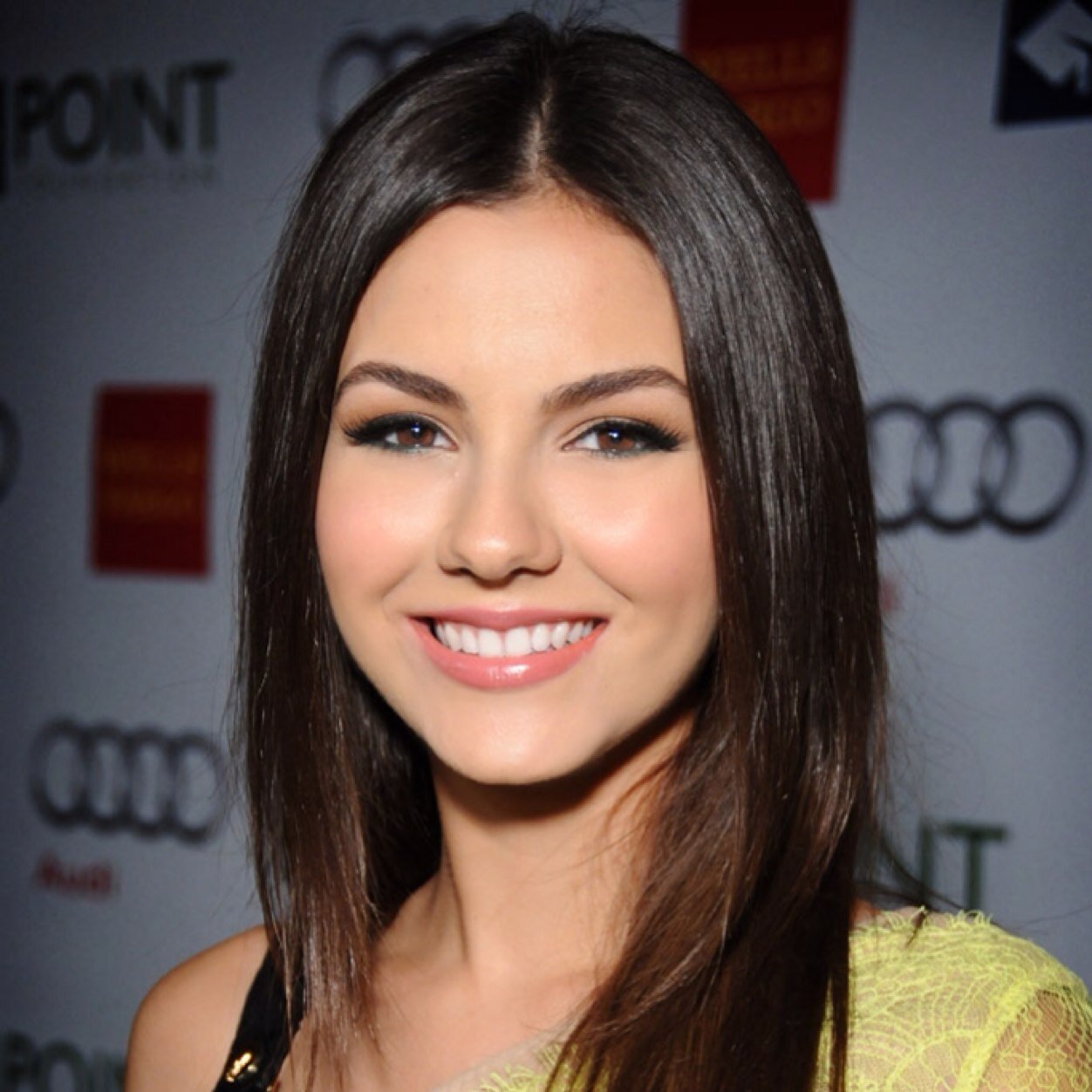 Supporter of @VictoriaJustice. Don't love her? Your loss. You're opinion doesn't matter to me. #SummerBreakTour