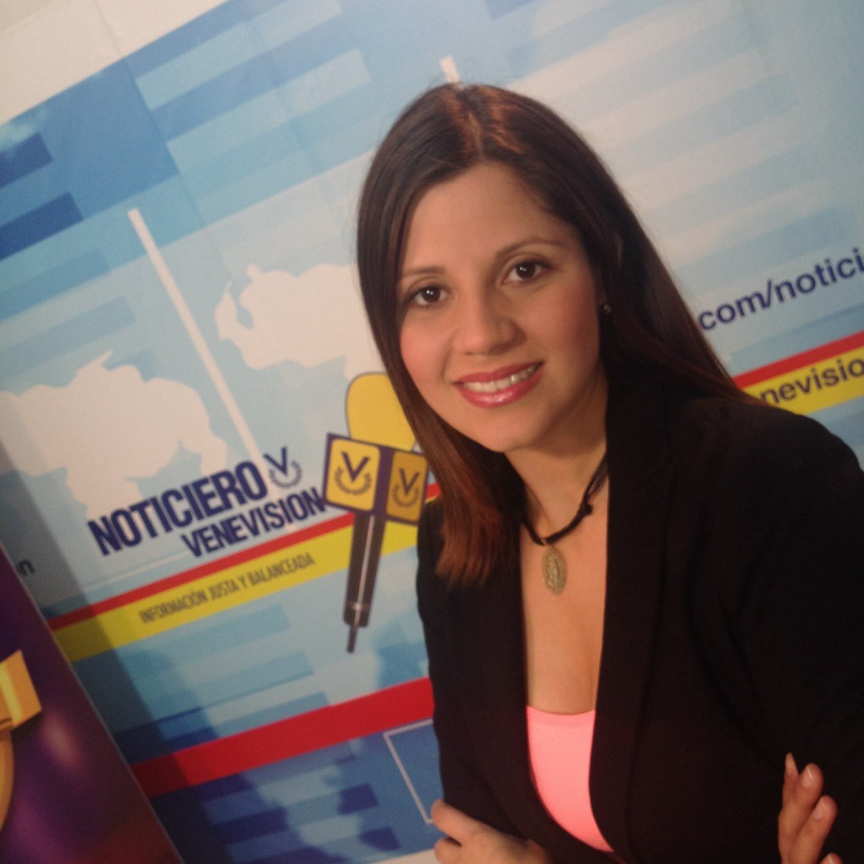 FabiolaYaquinto's profile picture. Comunicadora social, Corresponsal de Venevision en el estado Zulia, mamá , esposa y amante de la cocina.