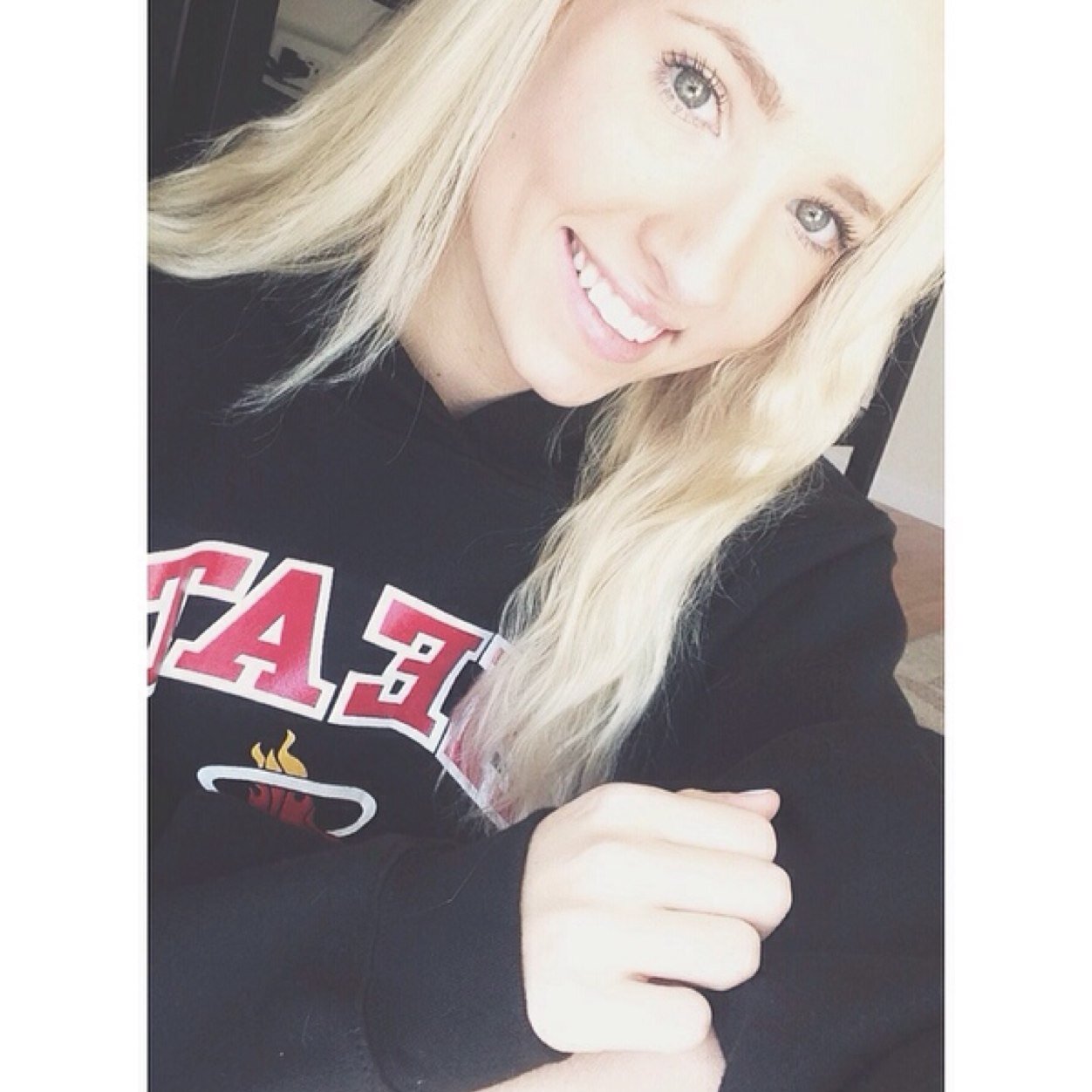 Follow my new Twitter: @gabsmass