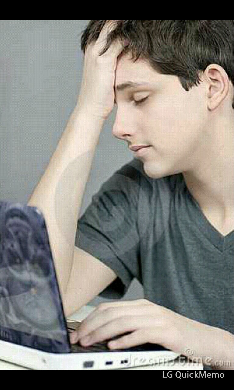 TypicalTeen1000's profile picture. Typical Teen with typical problems