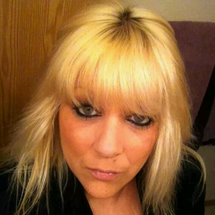 I am a Mom of 6,including 2sets of Twins. I love My kids, family, Firearms, and Freedom. Not only am I willing to die4theseThings but I will also kill for them.