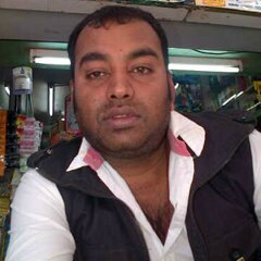 ««Awargi chor di hamne to log hame bhulne lage hai.varna Shorat kadam chumti thi jab hum Badanam hua karte the.»»
