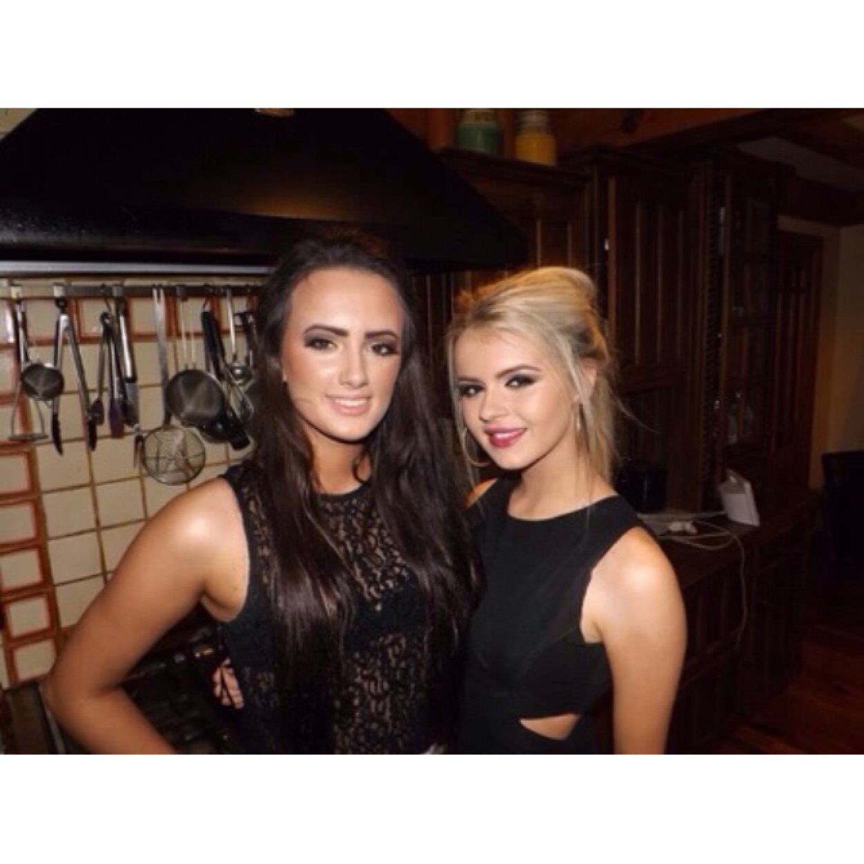 UnaQuill's profile picture. Instagram- Una_q 
Snapchat- una _q