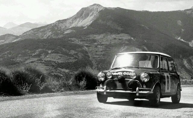 DenRigtigeGud's profile picture. Jeg er Gud