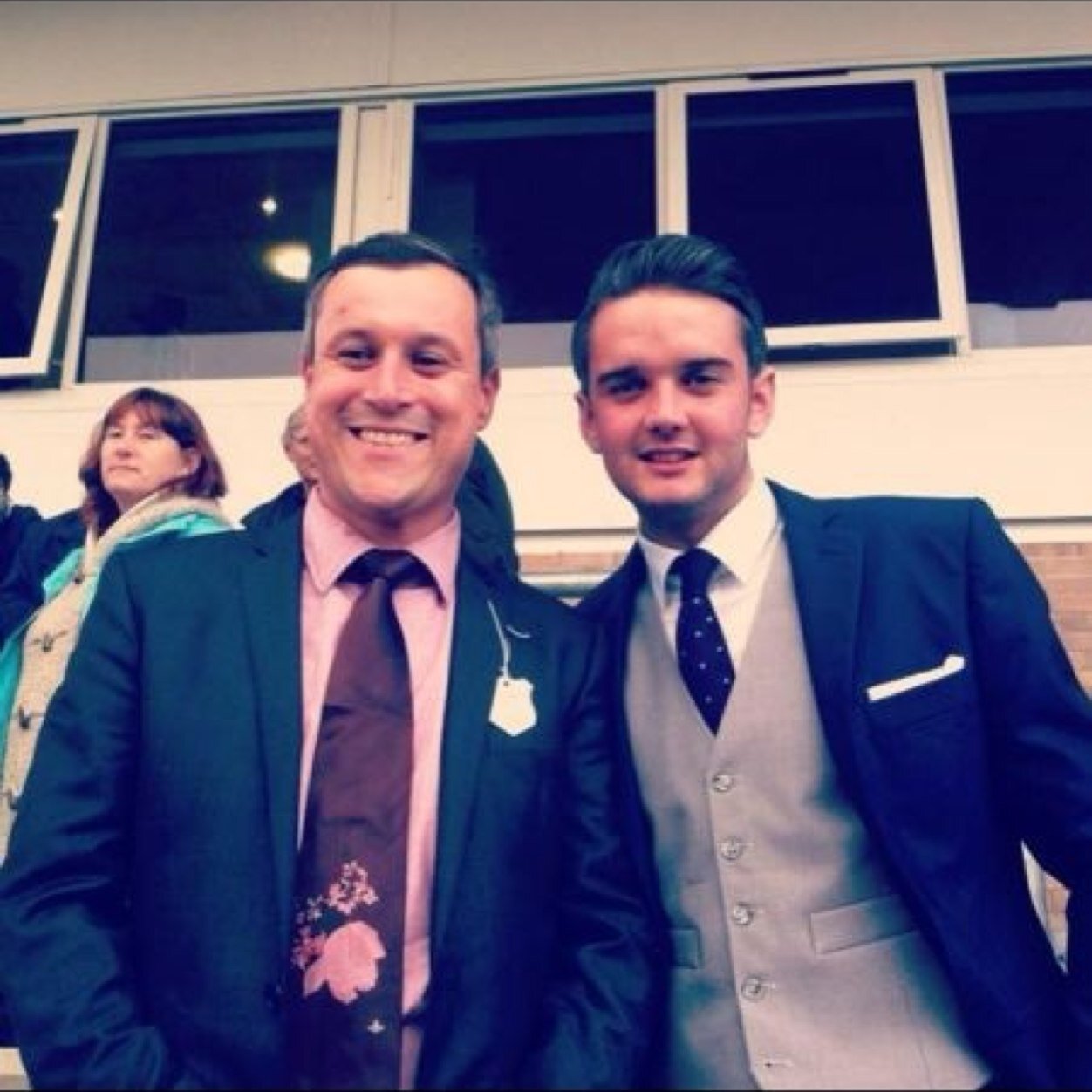 JamieDarenMoore's profile picture. I cant teach you how to skin a cat... But i can tell you a lot about the money in bricks and mortar...