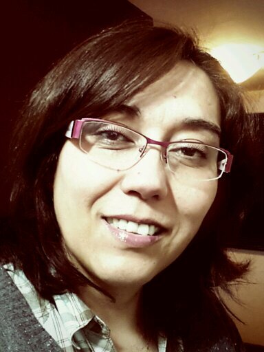 vivona1974's profile picture. Hija, Esposa y Madre.  Trabajadora, aperrada y amante de la vida.  Innovadora, busquillas y esforzada.  Esa soy yo, he dicho!