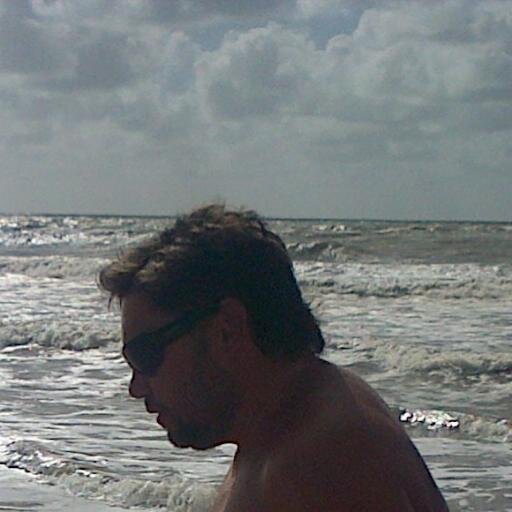 Hincha de Racing (la auténtica Academia) Papá de Gran y Vin