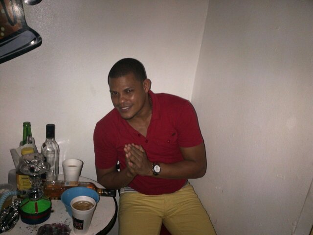 Dominicano Boxeador Profesional. Ex Campeon mundial  por el CMB, de Villa Riva Prov. Duarte SFM.! Me gusta la Musica, el Deporte y  amo a papa Dios..!