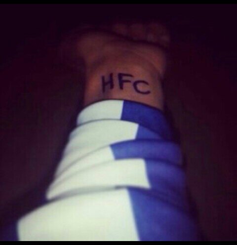 الهلاال من الاشياء التى تجلبب السعاده♡
