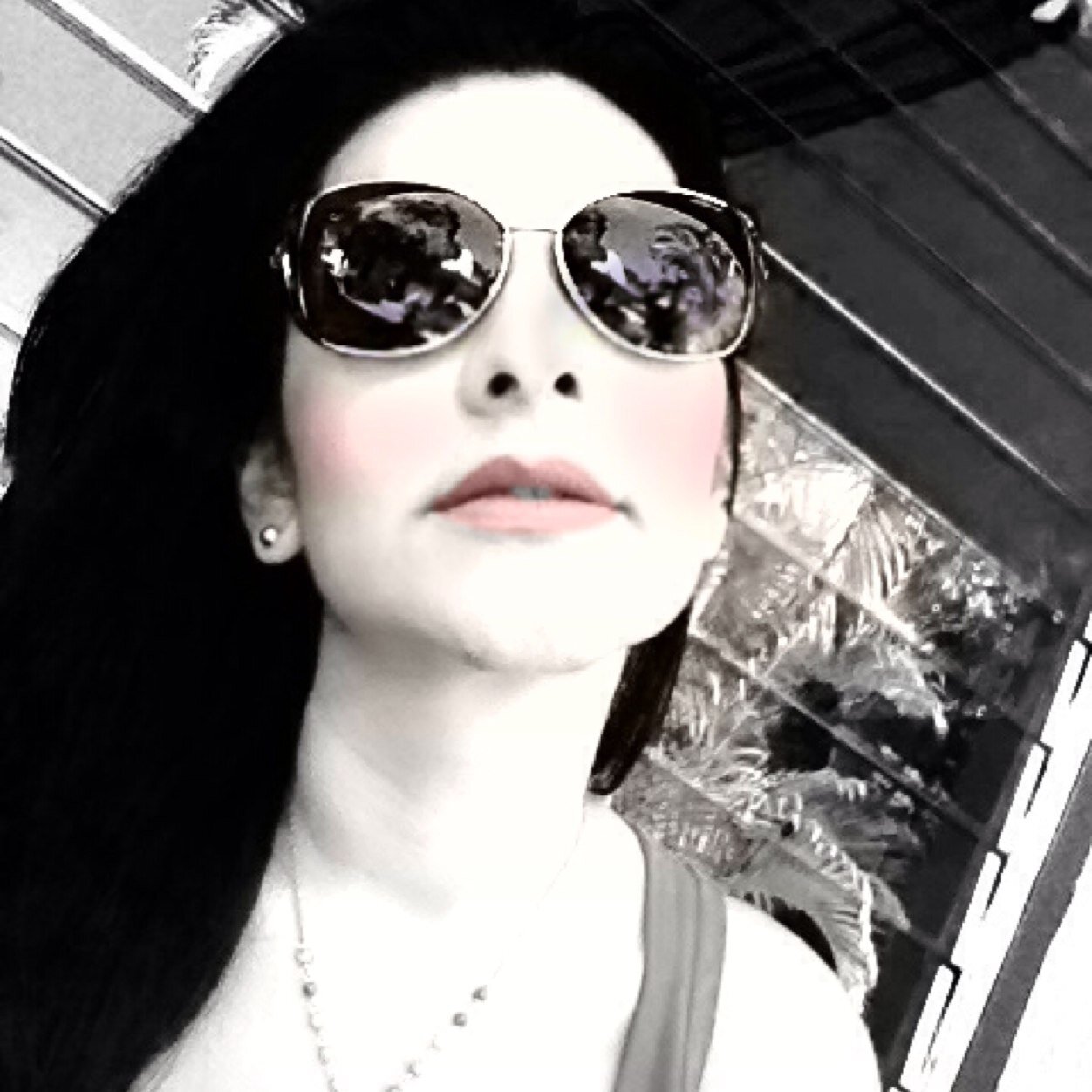 betydelat's profile picture. Tal vez NO pueda darte un amor perfecto ( cm tu lo pides ) pero SI un amor verdadero.