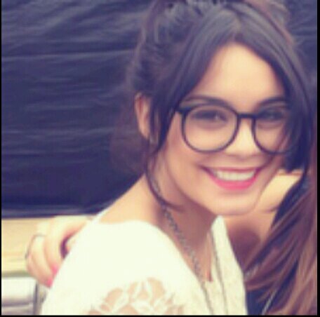 Pedidos as estrelas se realizam , e um dia será o meu de conhecer vcs ! Zac , Lea e Nessa 3 Cory Forever in my Heart, Faithfully
