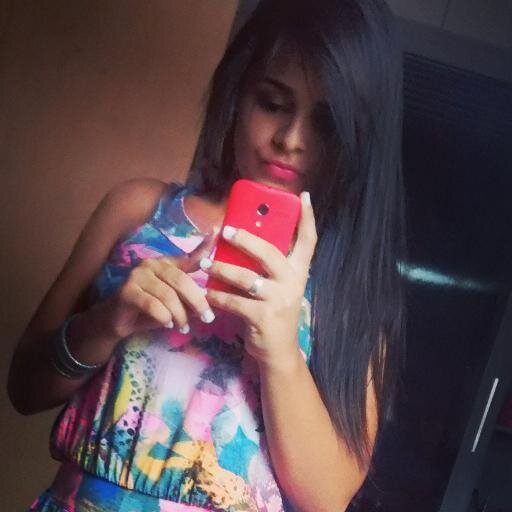 'Imperfeita sou sim, mais sempre dou o meu melhor até o fim !
Sigo todos de volta *-* :3 - Fernanda Moura
