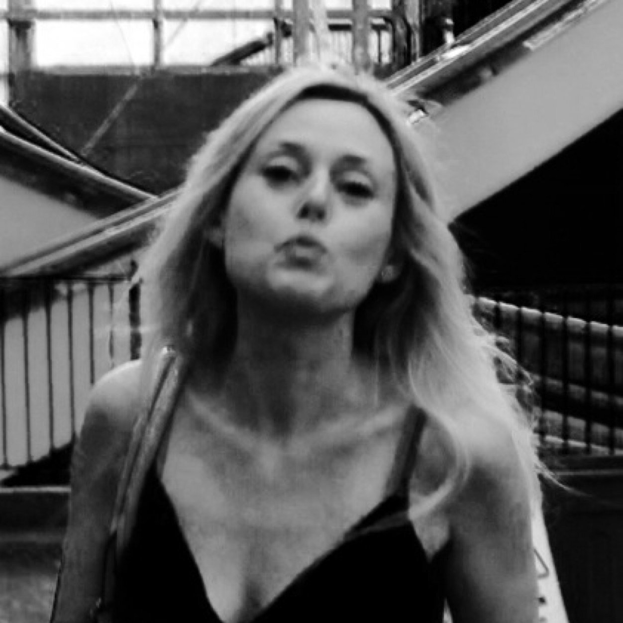 TheCassRoss's profile picture. Author/Illustrator/Writer of Literary #Music Owner of Intellectual Properties Copyrights #SongWriter               #Gardening  #Cooking #Fashion   🎵🪴🐰