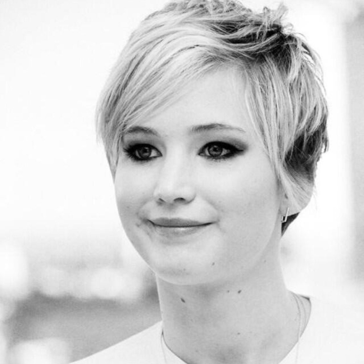 Jennifer Shrader Lawrence is why i laugh everyday.