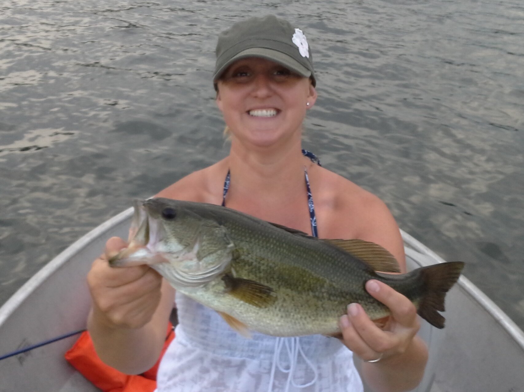 bellageri's profile picture. PE/Health Teacher, wife, sister, auntie, Minnesota sports fan, LOVES snowmobiling, fishing, and a BIG fan of education, middle school and fitness for LIFE!