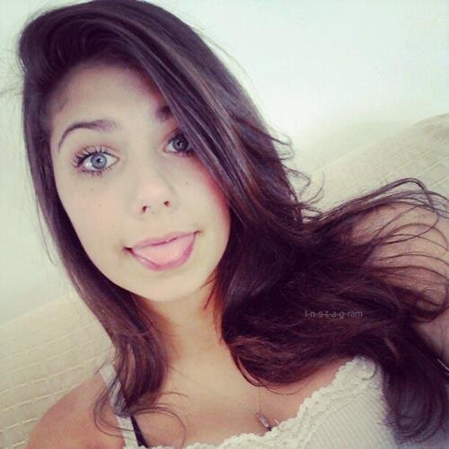 Amor profundo 3
segue essa diva
canta de mais  https://t.co/C5yezFbEO1