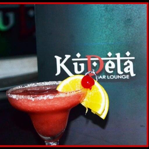 Instagram @kudeta_bar
La mejor rumba de Santa Marta, Calle 17 #3-36 Centro Histórico. 
Reservas: 3016247825