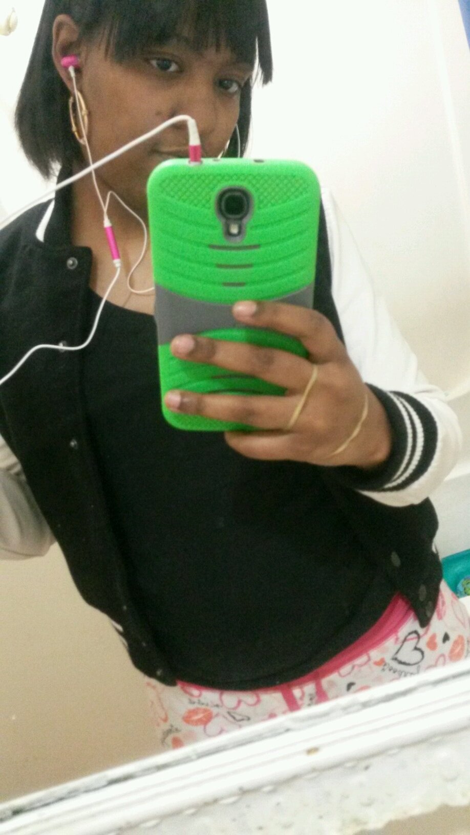 tt_wayna810's profile picture. n other words....ihave to go