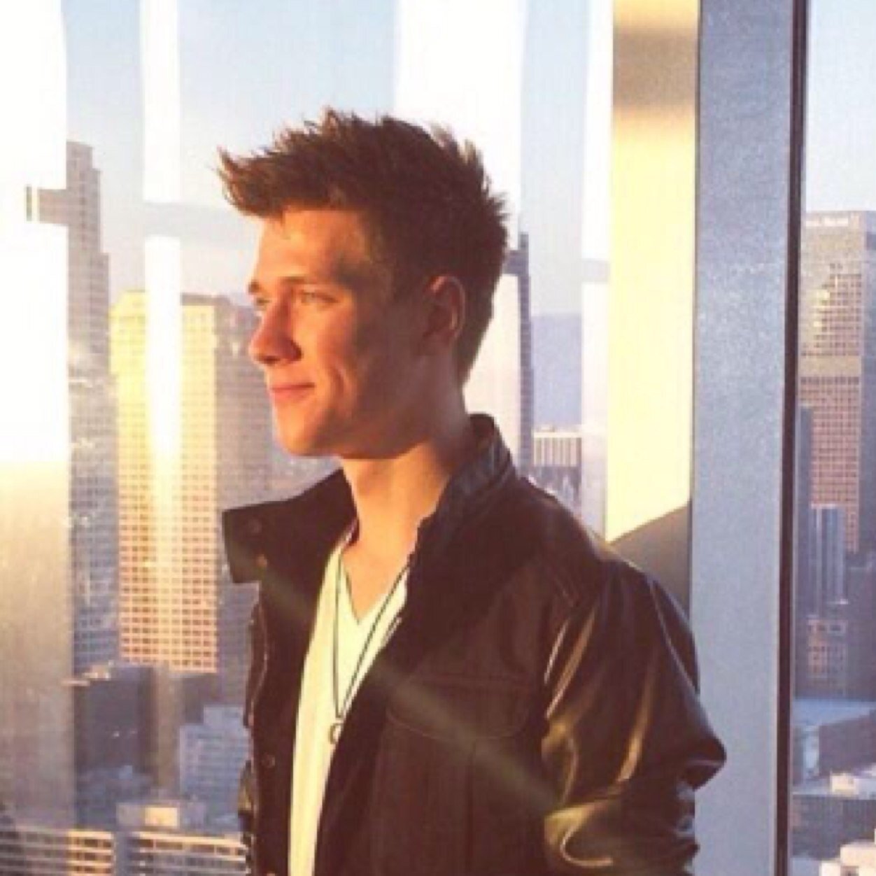 @CollinsKey is AMAZING and inspires me everyday!! :)) Trying to get to know and help Keypers all over the world!! Also was LAKeyperCrewCaptain