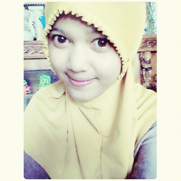 rirynst's profile picture. 