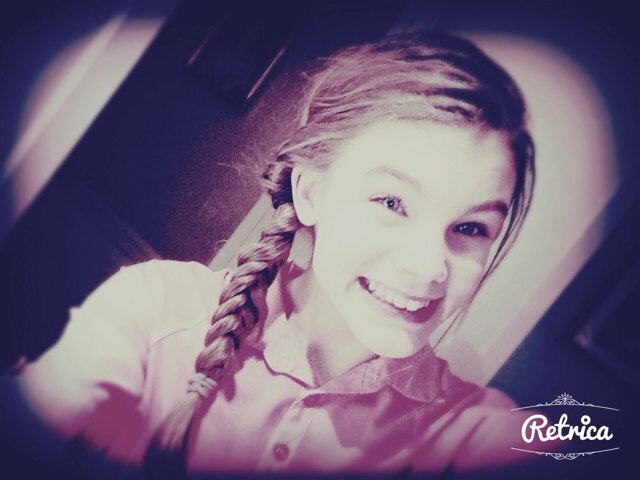 steph_levesque2's profile picture. 