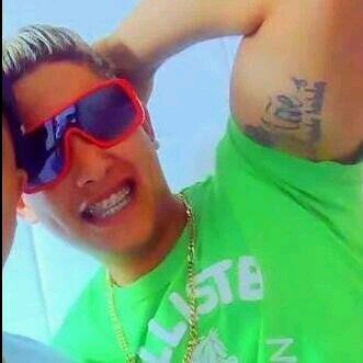 OFICIAL CARALHO -'- Não se iluda com um sorriso pois o coringa mata sorrindo ;]] CARALHO MEU PARÇA NOIS TA DE VOLTA -'-