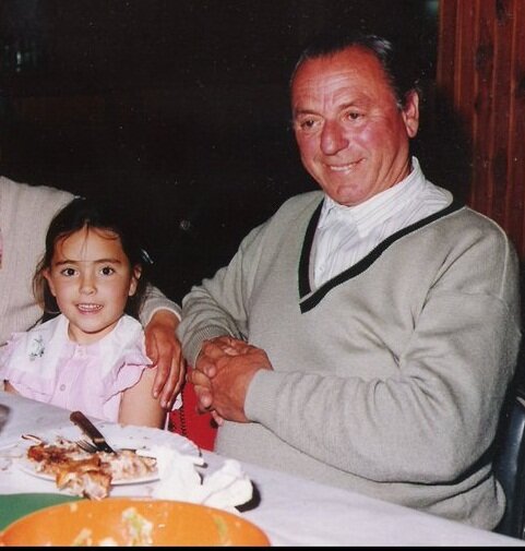 Quiereme cuando menos lo merezca xq sera cuando mas lo necesite ♥ / 2AFF8386