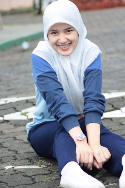 |24 Juli 1995|
follow me, |follback| just mention|NO UNFOLL|
