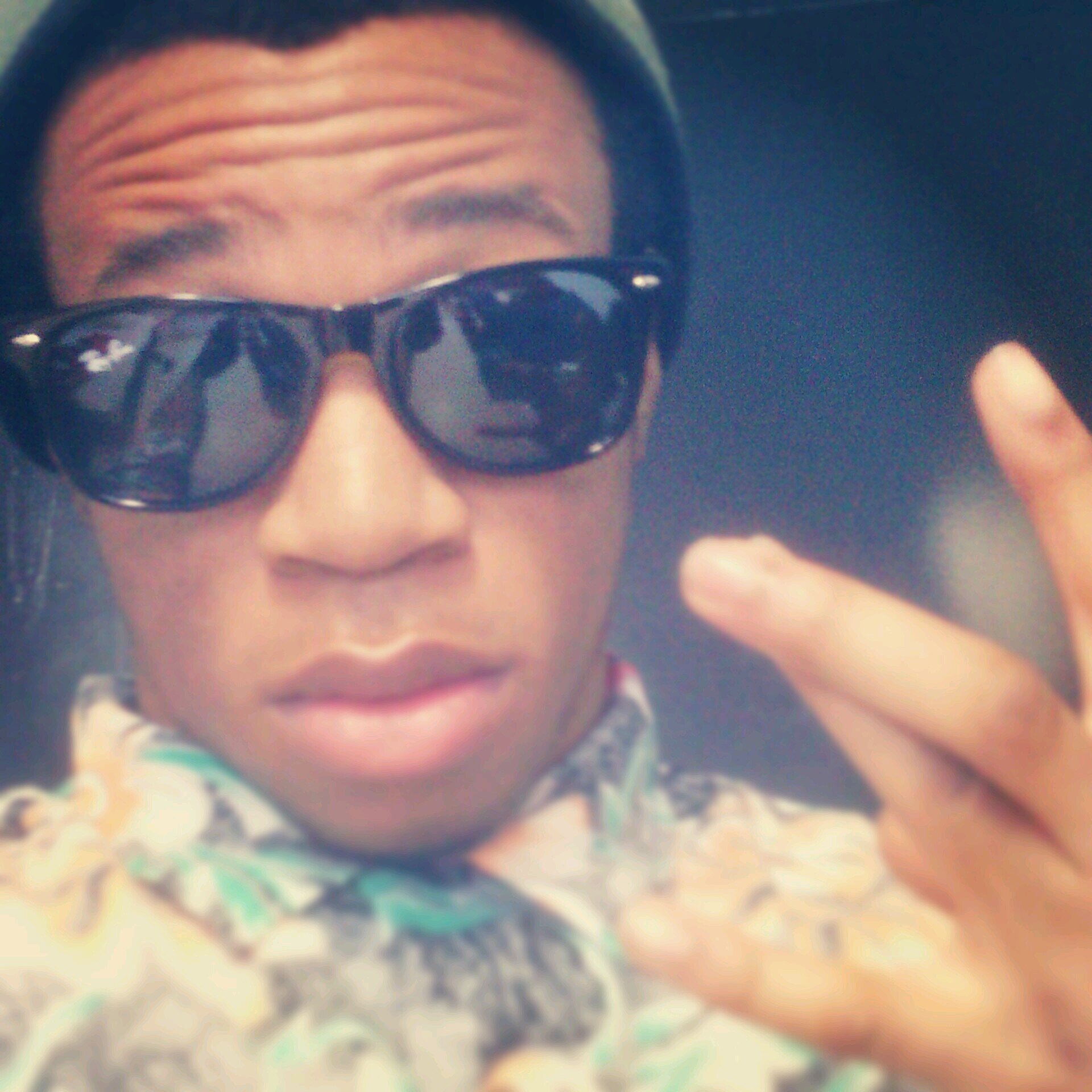 I speak the truth I ignore the bullshit and I see the fakeness