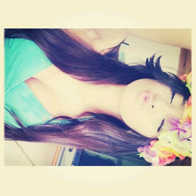 cada quien es feliz con la mentira que mas le gusta ♡