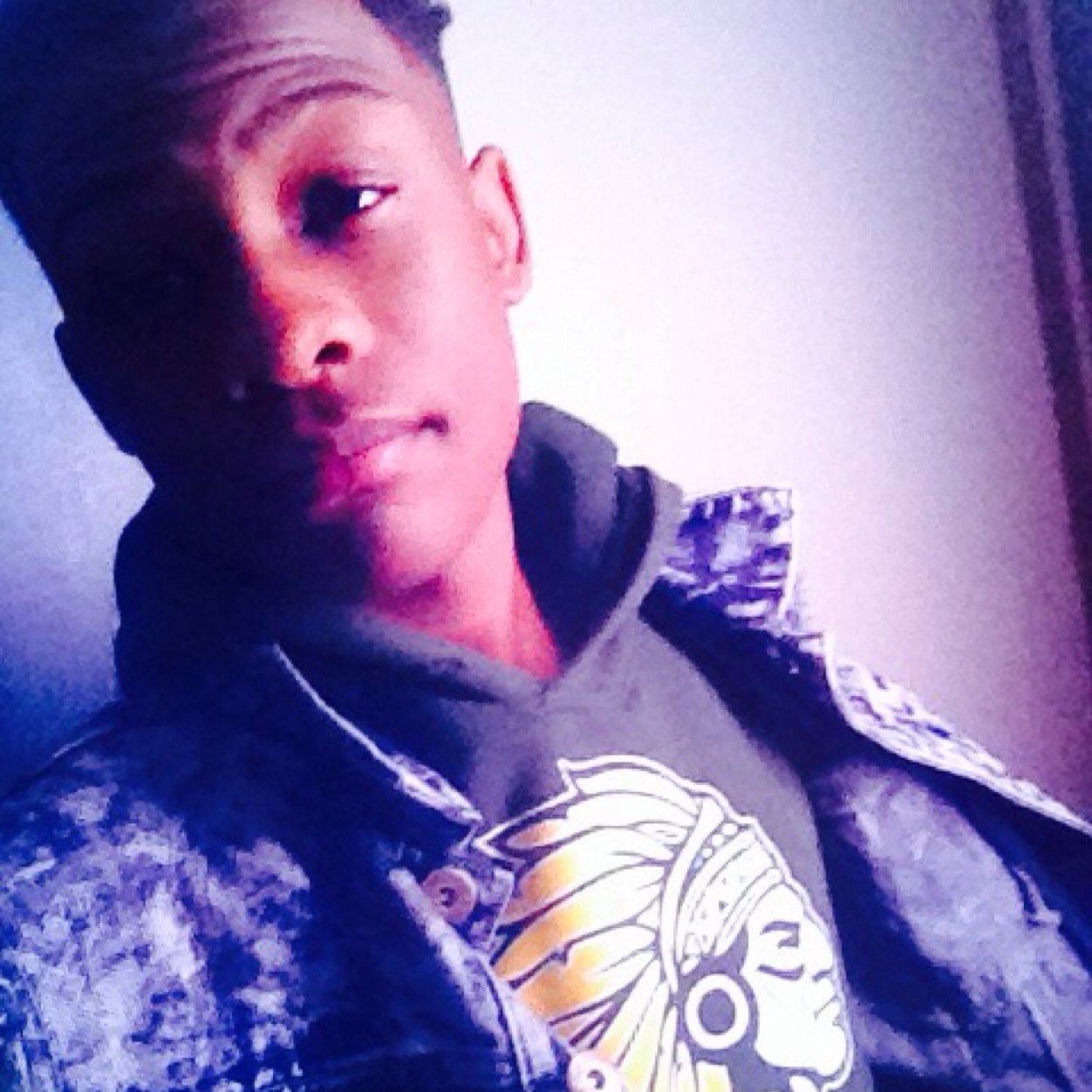 Instagram: __trvpkvng__