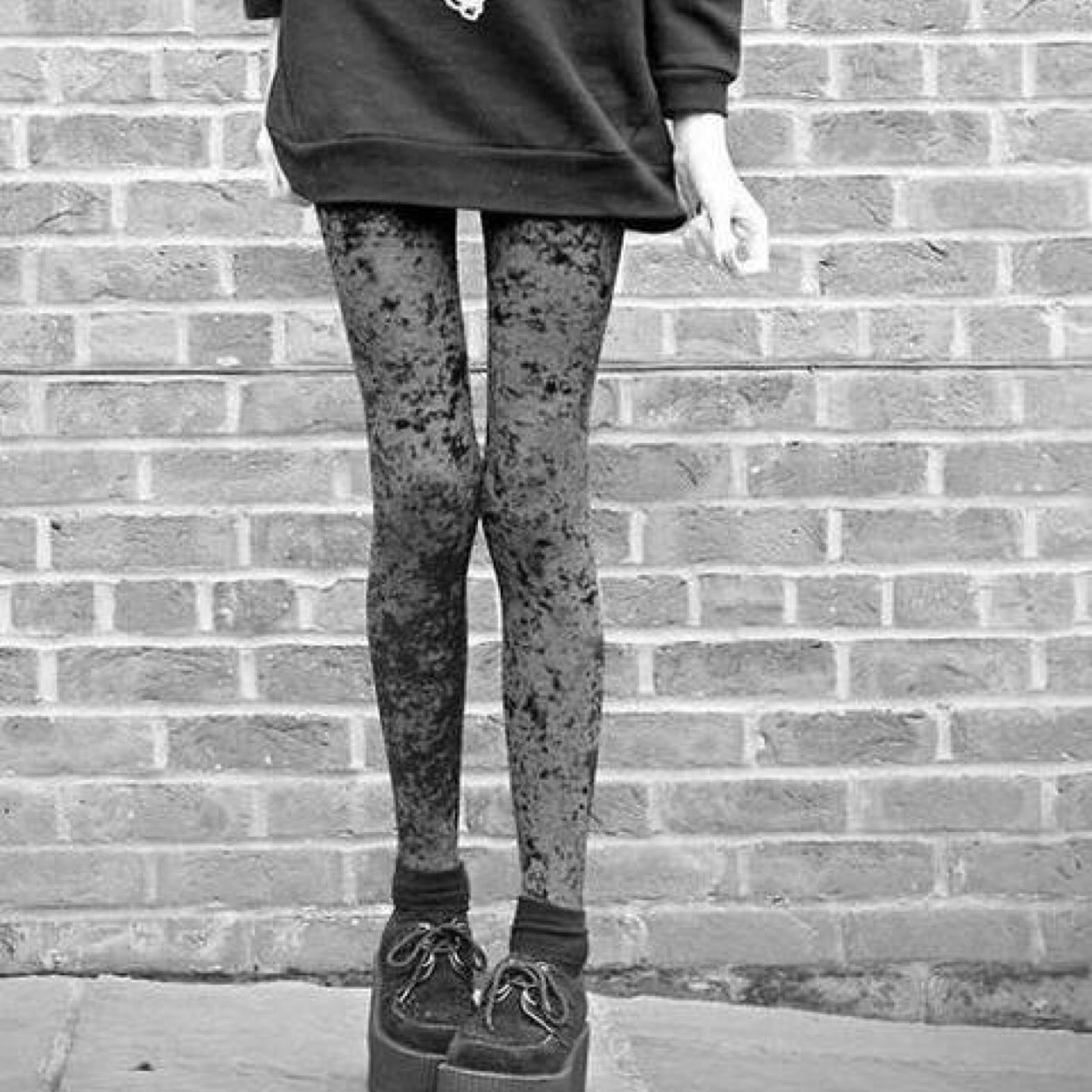 Hello, I'm Fuck-Up. l'm a very strange pansexual and emo girl. ❄️Goal Weight:100 lbs❄️Current Weight:176.4❄️ ♥️#ProjectLG♥️