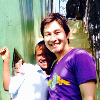 高衣 悠太