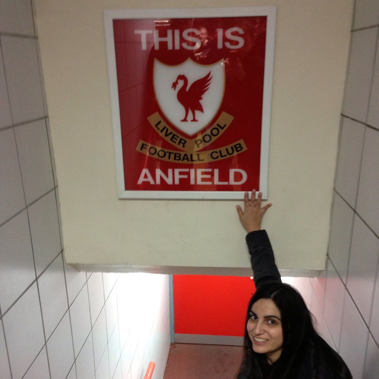 Melody2020's profile picture. Marketing guru by day, (latest trend) addict by night