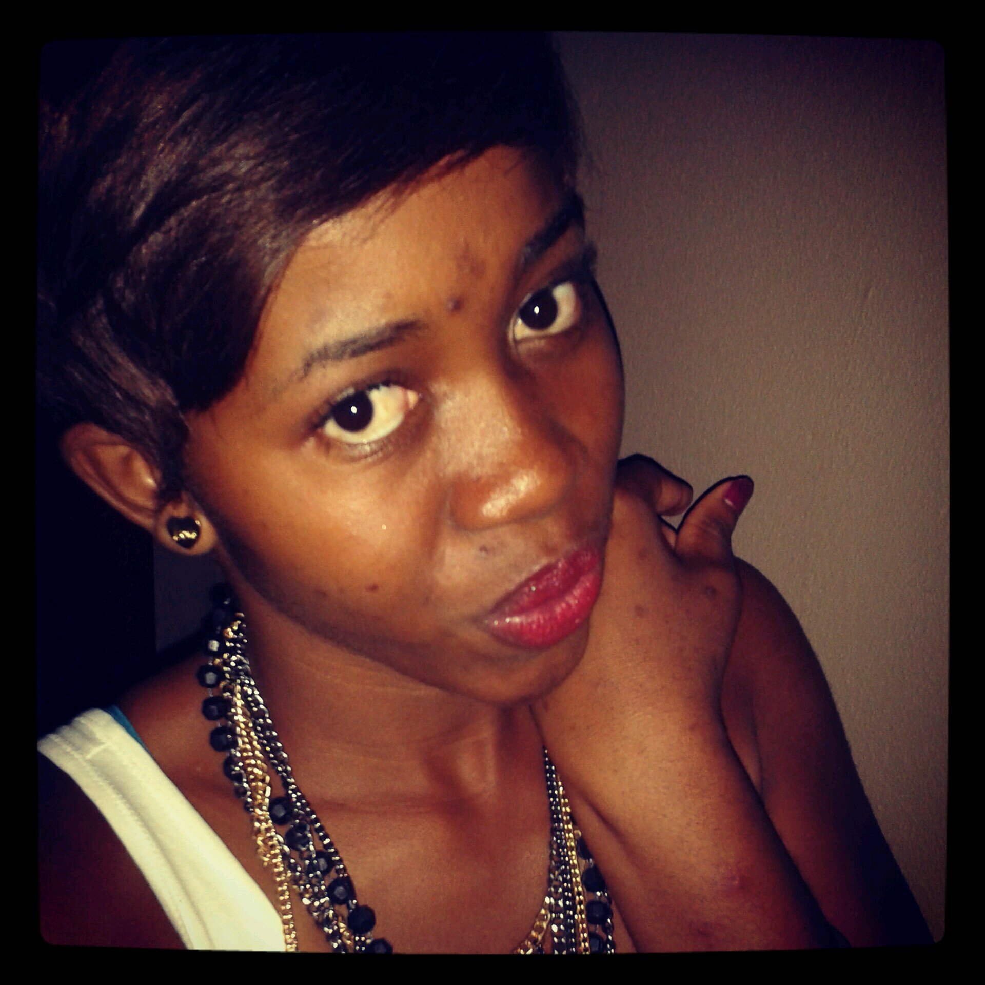 An engineer in the making, shy,simple&loving girl who loves taking pics and travelling.