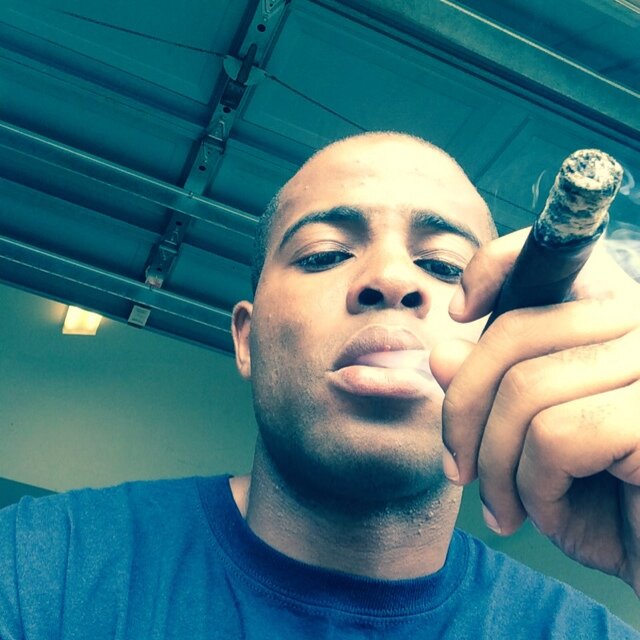 LoQoQue's profile picture. Steady Building Bridges while lifting as I climb...Dominating this thing called life one stepping stone at a time #ΩΨΦ #κκψ #PHA #RDO #husband #Father