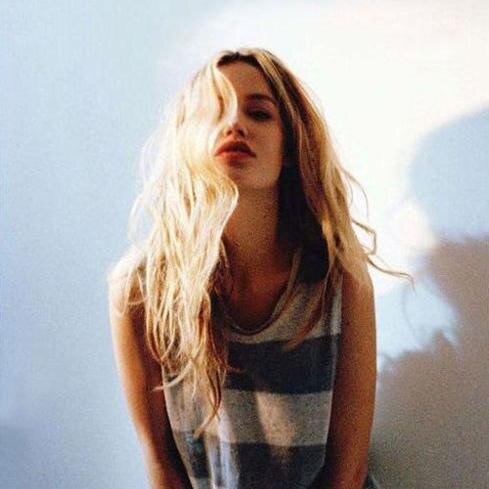 NancyNasson's profile picture. Все это можно назвать современным словом Rock-n-Roll