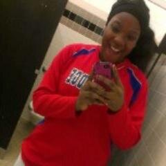 follow me and i'll follow back:) oh yeah and i love basketball