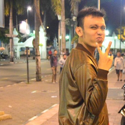 ciyo_ge's profile picture. berjuanglah dengan kemampuan dn kekuatanmu sendiri dan tetap berdoa kepada Tuhan meminta petunjuk jalan yang benar