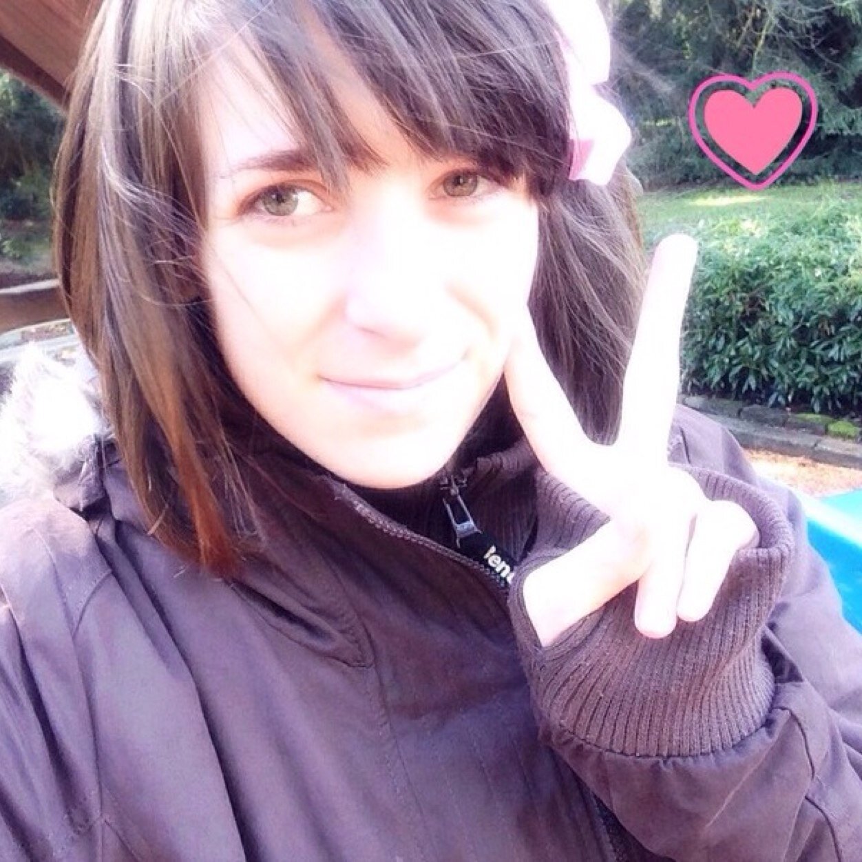 2moonlightdrive's profile picture. Things I love; KDramas, anime, music, drawing, writing, learning annnnd Lee Min Ho ^.-